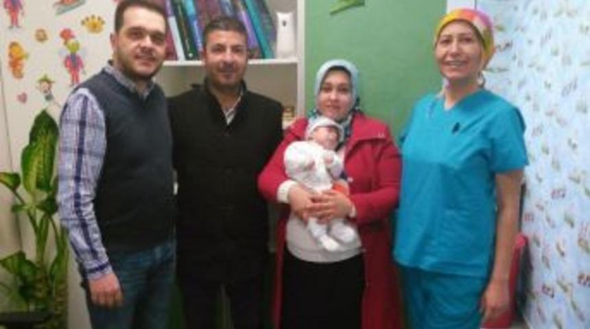 Medical Park&rsquo;ta Bir Aylık Bebeğe Laparoskopik Mide Ameliyatı Yapıldı