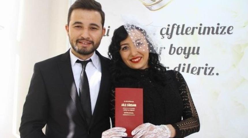 29 Şubat&rsquo;ta Nikah Masasına Oturdular