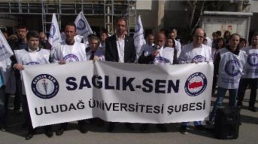 Sağlık-sen Ek &Ouml;demeleri Protesto Etti