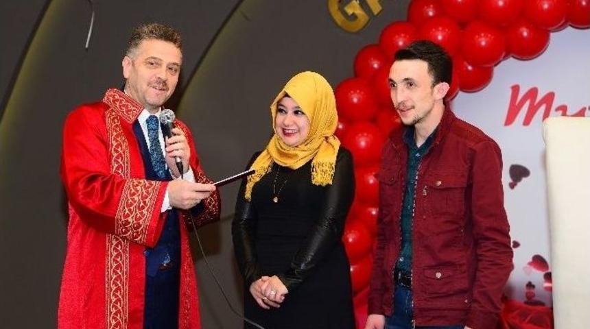 Yıld&ouml;n&uuml;m&uuml;n&uuml; &Ouml;zel Kılmak İsteyen &Ccedil;iftler 29 Şubat&rsquo;ı Se&ccedil;ti