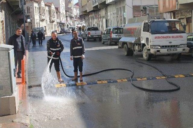 Akdağmadeni Belediyesinden Bahar Temizliği