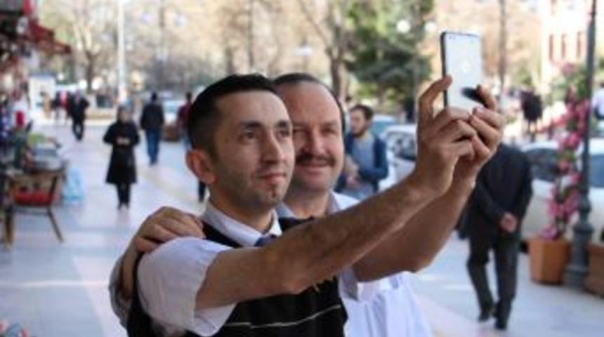 &Ccedil;ankırı&rsquo;lı Tezgahtar İnstagram Fenomeni Oldu