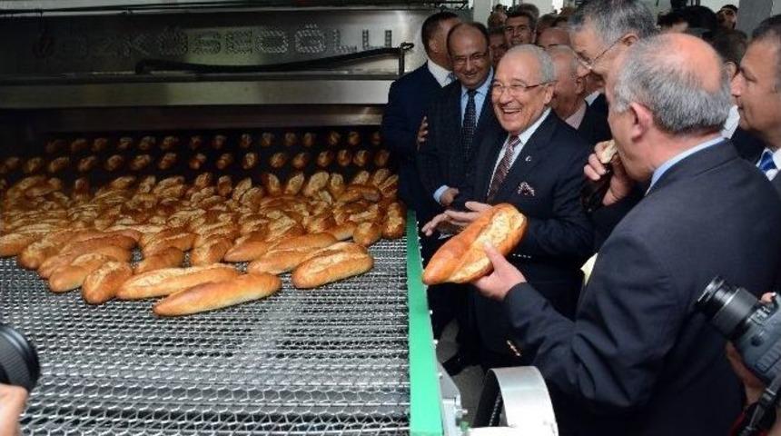 Halk Ekmek Fabrikası Hizmete Girdi