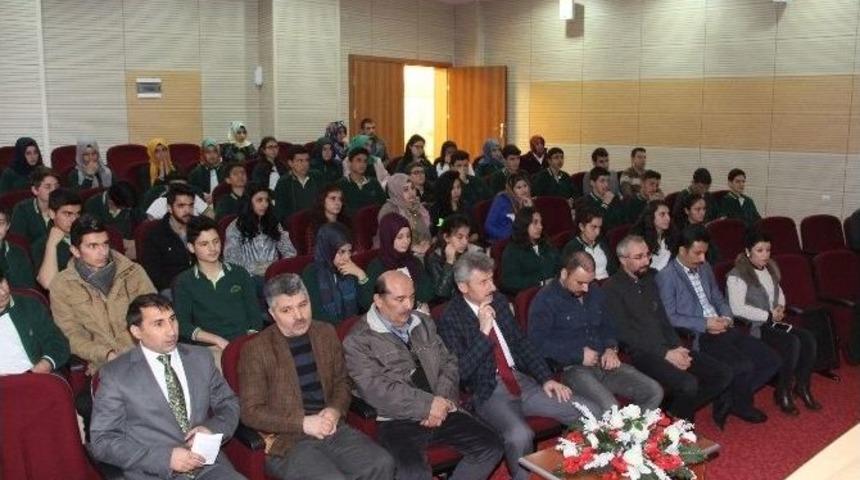 Oltu Kaymakamlığının Y&uuml;r&uuml;tt&uuml;ğ&uuml; Proje Kapsamında Oltu Taşı Paneli Yapıldı