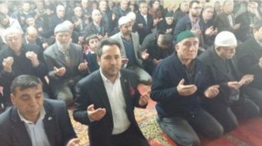 Merhum Başbakanlardan, Necmettin Erbakan &Ouml;l&uuml;m Yıl D&ouml;n&uuml;m&uuml;nde Yad Edildi