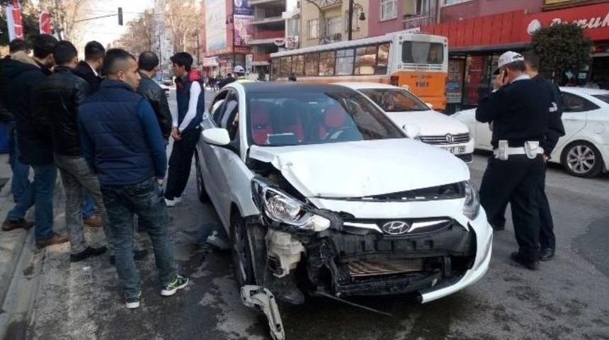 Sıtmapınarı’nda Kaza: 1 Yaralı