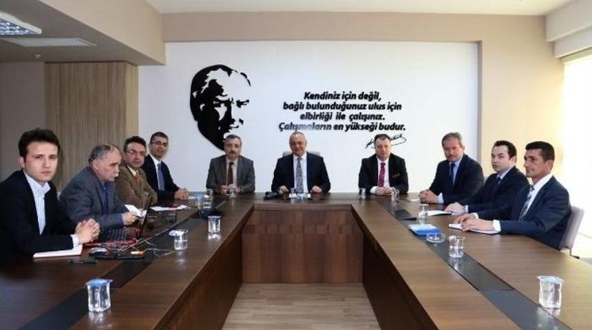 Manisa&rsquo;nın Trafiğini Rahatlatacak Proje Konuşuldu