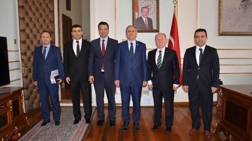 Yeşilay Derneği&rsquo;nden Vali Salihoğlu&rsquo;na Ziyaret