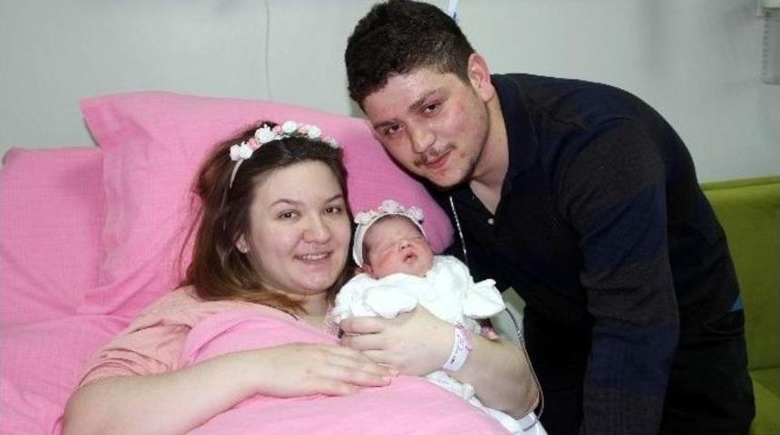 Doğum G&uuml;nlerini 4 Yılda Bir Kutlayacaklar