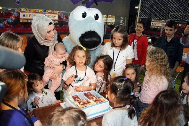 Hidayet Ve Eşi Banu Türkoğlu, Kızlarının Doğum Günününde Duygulandı