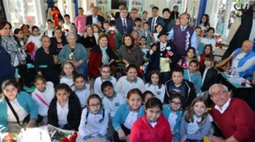&Ouml;ğrencilerden G&ouml;n&uuml;l Bah&ccedil;esi Yaşlılarına Ziyaret