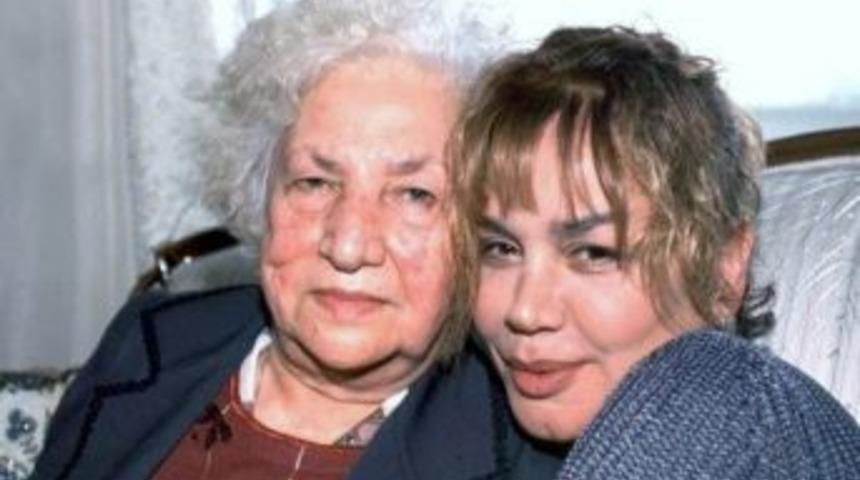 Sezen Aksu&rsquo;nun Acı G&uuml;n&uuml;