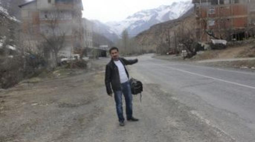 Sınır Kapısının Kapanması Y&ouml;re Halkını Zorda Bıraktı