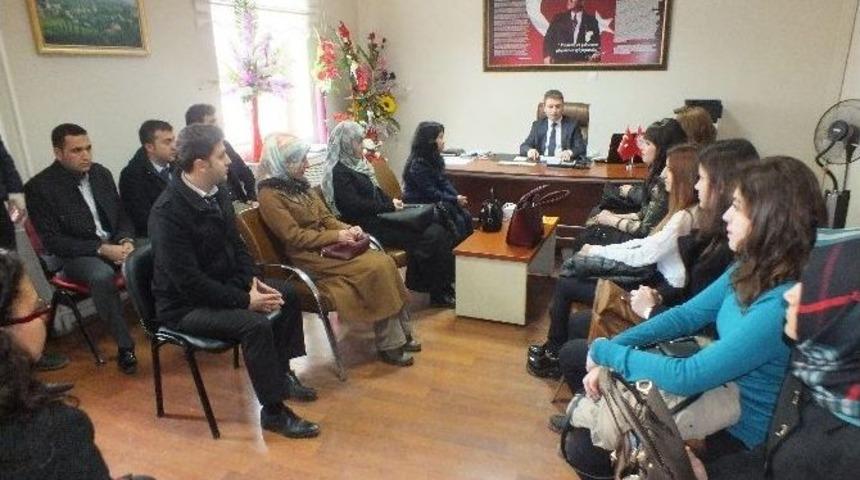 Malazgirt&rsquo;te Rehber &Ouml;ğretmenler Değerlendirme Toplantısı