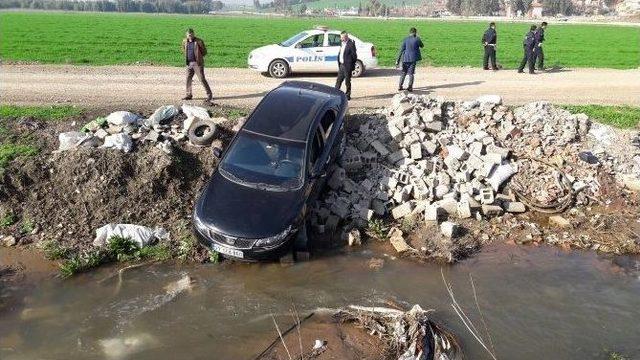 Su Kanalında İşkence Edilerek Öldürülmüş Erkek Cesedi Bulundu