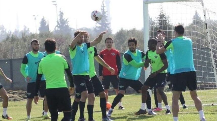 Cihat Arslan: "galatasaray Karşısında İlk Hedefimiz &Ouml;ne Ge&ccedil;mek"