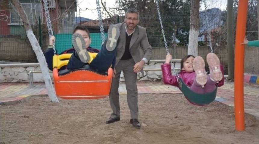 Sarıcakaya&rsquo;da Virane Alanlar Park Ve Meydan Oluyor