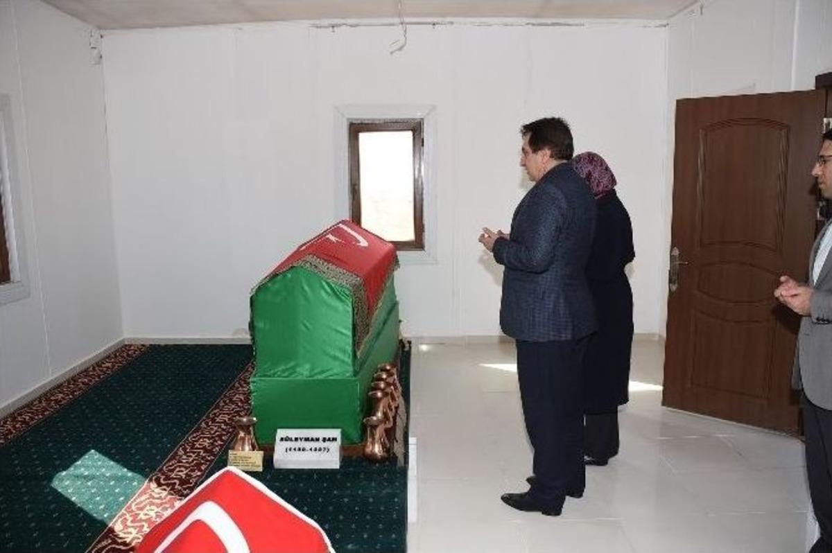 Şanlıurfa Valisi İzzettin K&uuml;&ccedil;&uuml;k, S&uuml;leyman Şah T&uuml;rbesi&rsquo;ni Ziyaret Etti