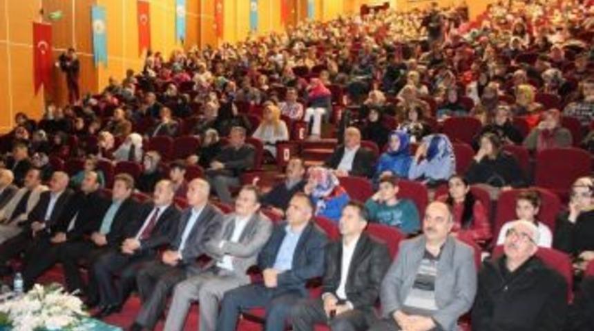 Teog&rsquo;da Başarılı Olan &Ouml;ğrenciler &Ouml;d&uuml;llendirildi