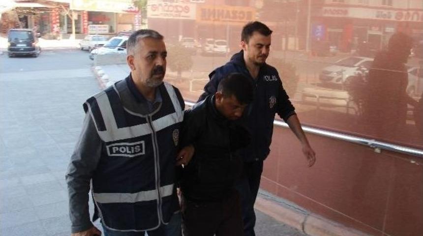 Polis, Sahte Polisi Krakerle Kandırdı