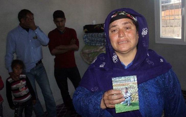 İki Çocukları Kayıp Olan Anne Ve Baba Gözyaşlarına Boğuldu G2