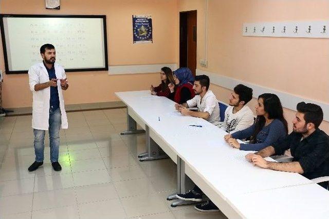 Bağcılar&rsquo;da Yabancı Dil Eğitimi İlgi G&ouml;r&uuml;yor 2