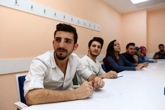 Bağcılar&rsquo;da Yabancı Dil Eğitimi İlgi G&ouml;r&uuml;yor 3