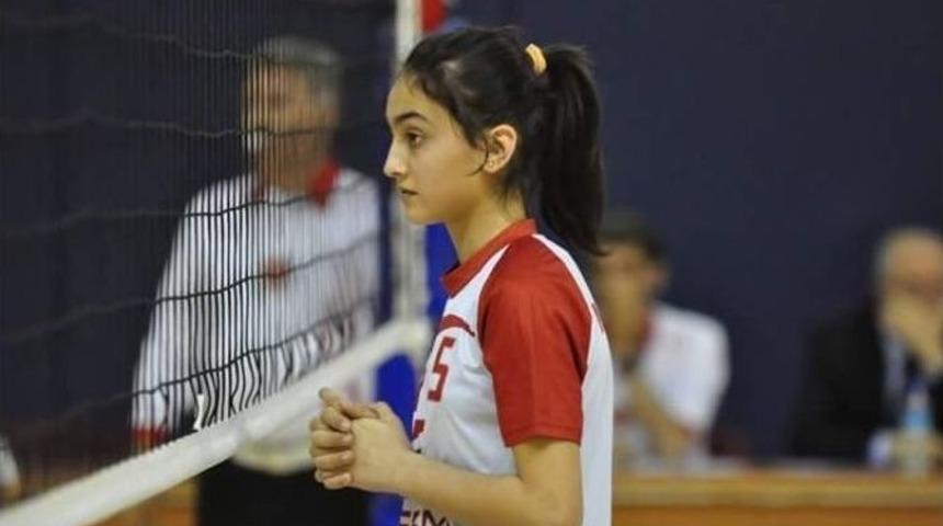 Anadolu Yıldızlar Ligi Voleybol &rsquo;da &Ccedil;eyrek Final Heyecanı Yaşandı