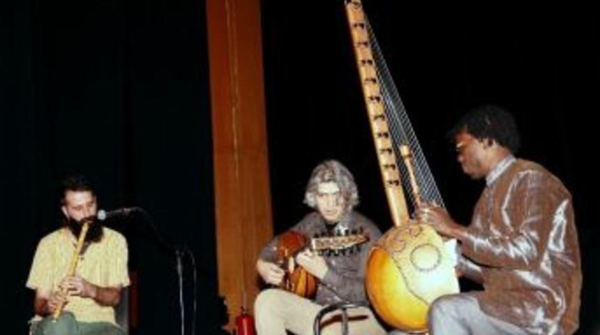 Balkan Ve Afrika Ezgileri B&uuml;y&uuml;ledi