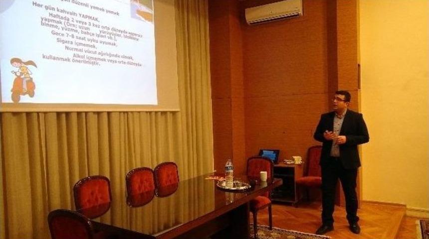 Beyoğlu Belediyesi, Gen&ccedil;leri Obeziteye Karşı Bilgilendiriyor