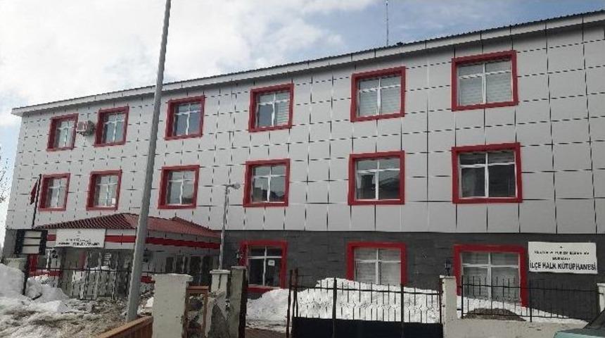 Erciş Ve Muradiye Halk K&uuml;t&uuml;phaneleri Yeni Binalarında