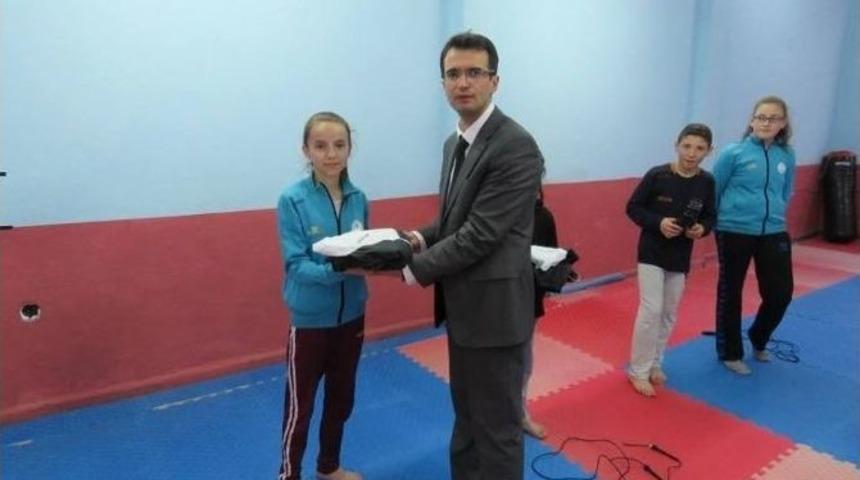 Başkan Tuna&rsquo;dan Spora Destek