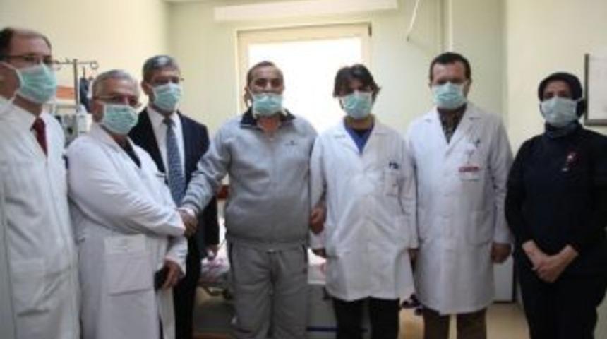 Sd&uuml; Organ Nakil Merkezi Kabuğuna Sığmıyor