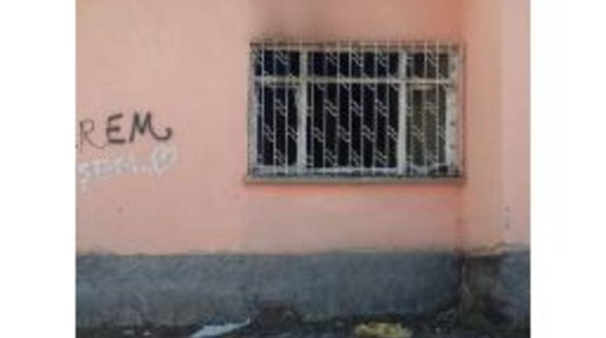 Tek Katlı Evde &Ccedil;ıkan Yangın Korkuttu