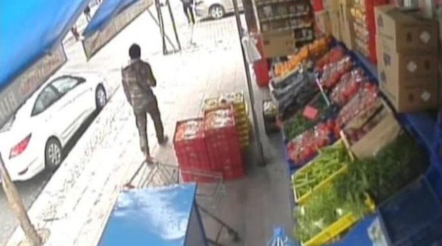 Eniştesini, Sevgilisine &Ouml;ld&uuml;rtt&uuml;