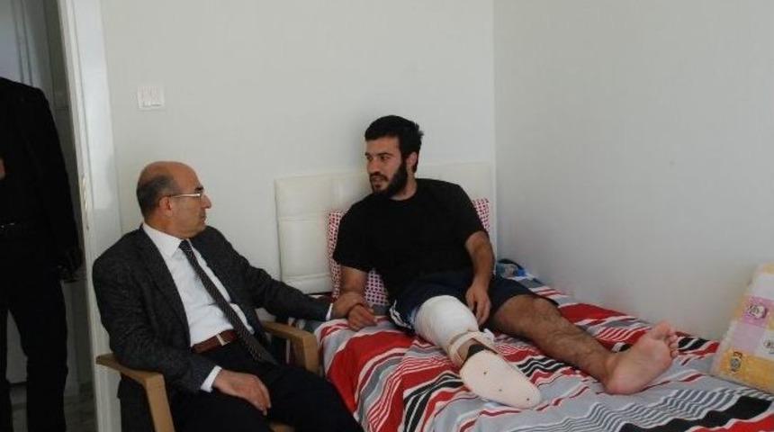 Vali Demirtaş&rsquo;tan Diyarbakır Sur Gazisine Ziyaret