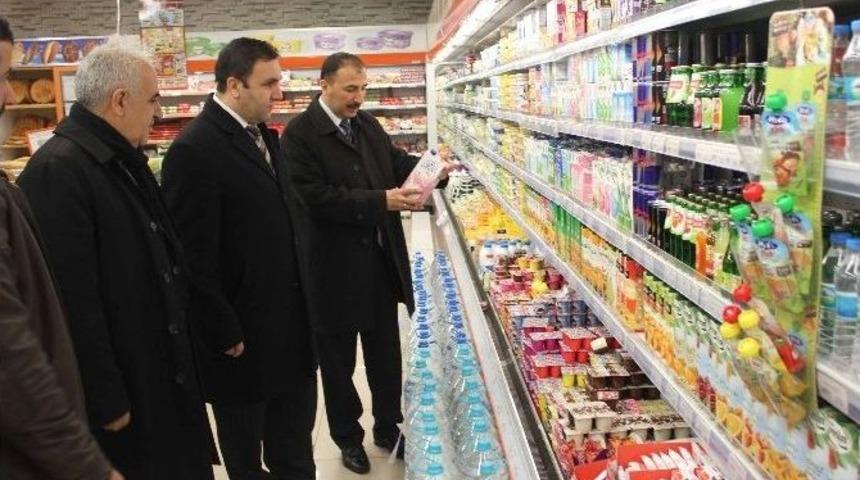 M&uuml;d&uuml;r &Ccedil;olakoğlu Marketlerde İnceleme Yaptı