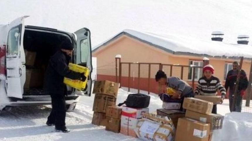Sınırsızlar Grubundan Gaziantep&rsquo;e Eğitim Desteği
