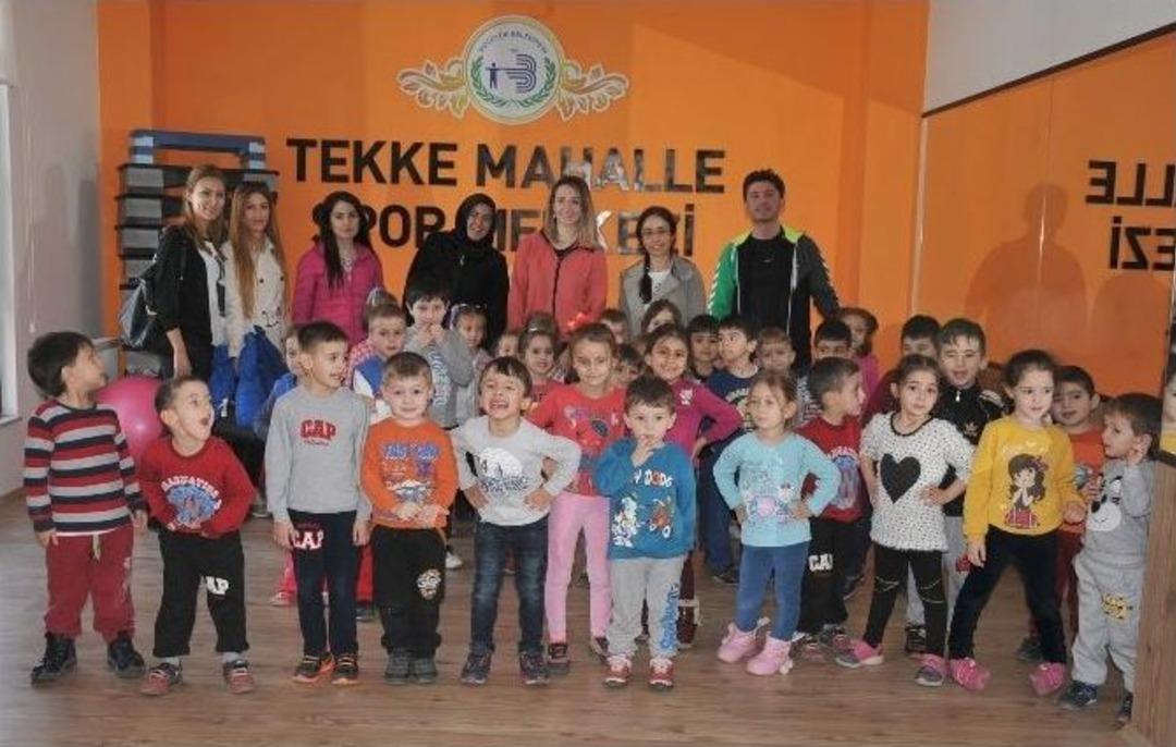 Boz&uuml;y&uuml;k&rsquo;te Miniklere Spor Eğitimi
