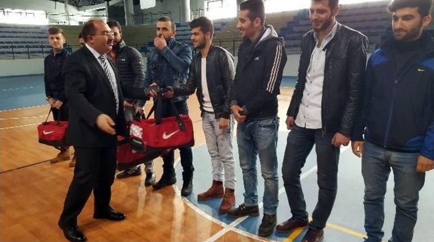 İbrahim &Ccedil;e&ccedil;en &Uuml;niversitesi Salon Futbol Takımı &Uuml;nilig&rsquo;de