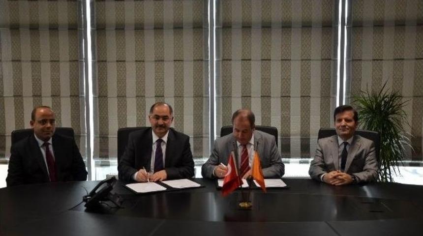 Namık Kemal &Uuml;niversitesi İle Ve İşkur İl M&uuml;d&uuml;rl&uuml;ğ&uuml; Arasında Protokol İmzalandı