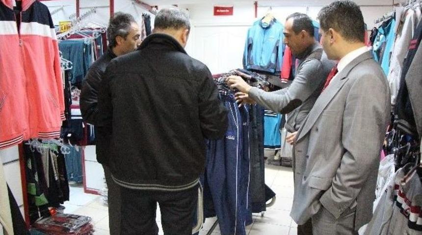Bolu Polisinde Sahte &Uuml;r&uuml;n Satan Mağazalara Baskın