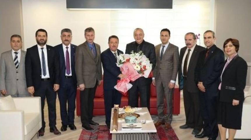 Muhasebecilerden Başkan Erg&uuml;n&rsquo;e Ziyaret