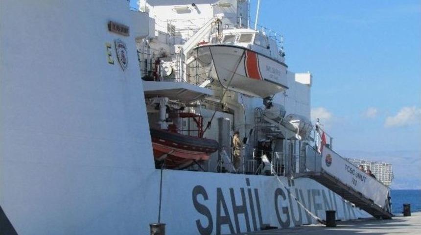 Nato&rsquo;dan Ege&rsquo;de İlk M&uuml;lteci Operasyonu