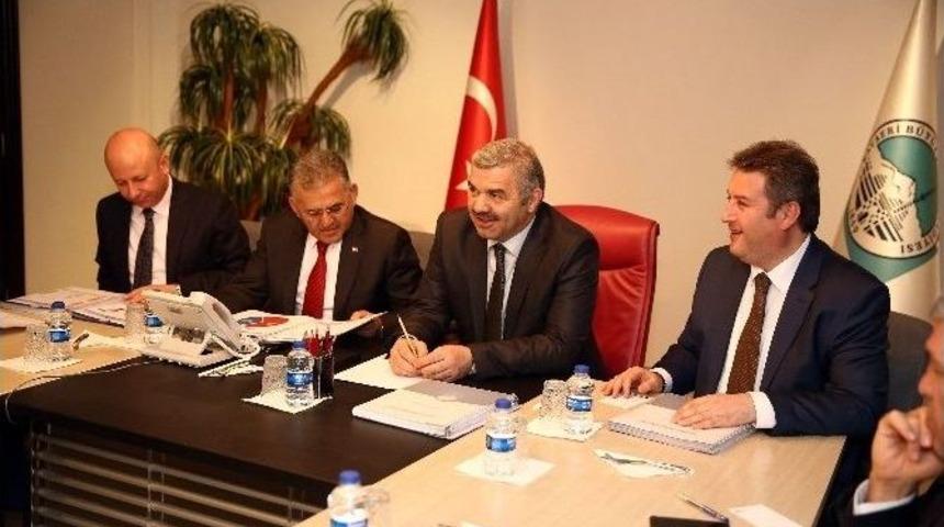 "beraber &Ccedil;alışmak Bereket Getiriyor"