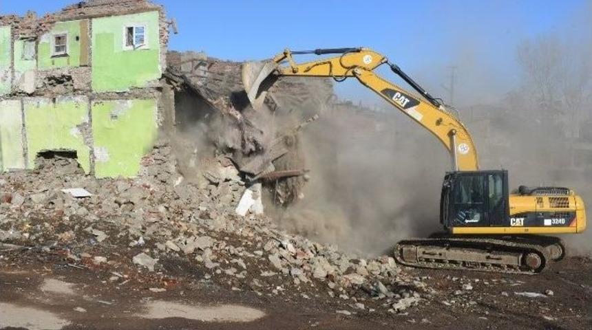 Yakutiye, Kentsel Dönüşüm İçin Yıkıyor