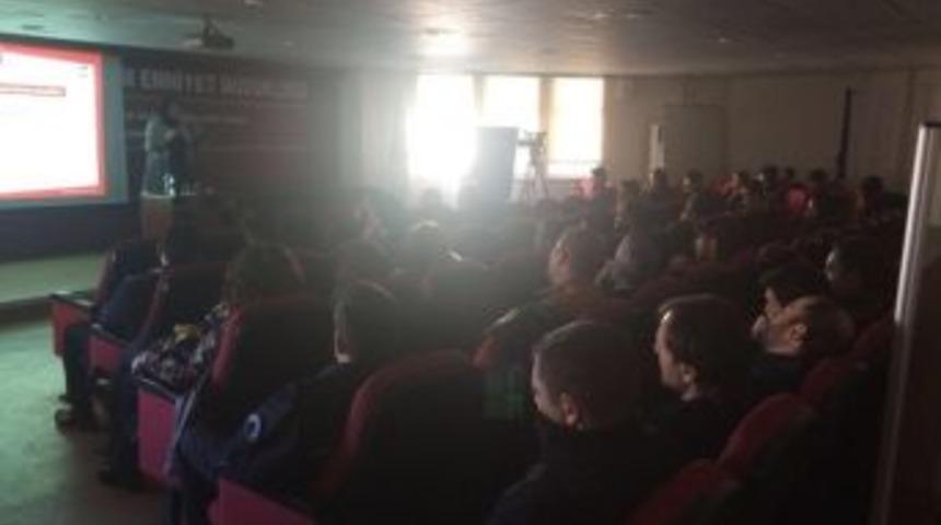 Erzurum Emniyet M&uuml;d&uuml;rl&uuml;ğ&uuml;&rsquo;nde &lsquo;aile İ&ccedil;i İletişim&rsquo; Semineri