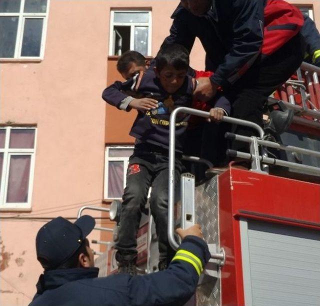 Başkale’de Deprem Ve Yangın Tatbikatı