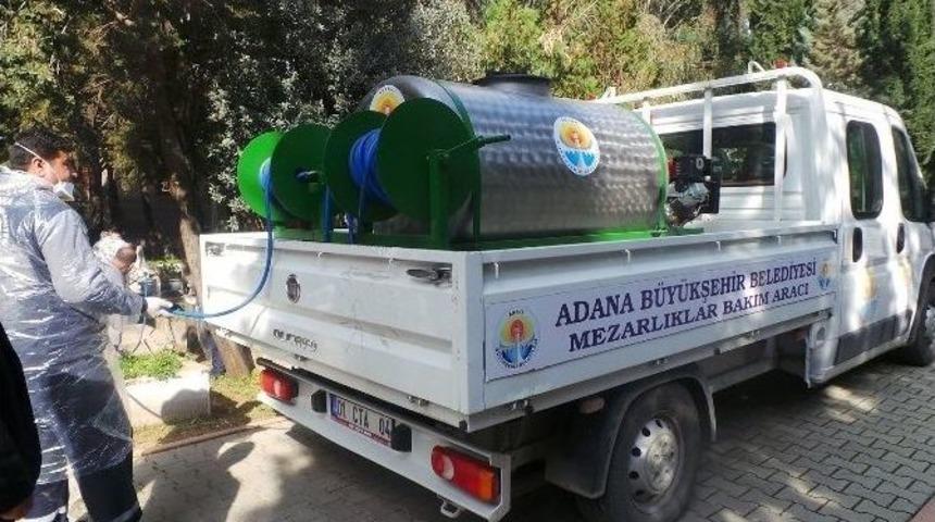 B&uuml;y&uuml;kşehir, Mezarlıkları Zararlı Bitkilerden Arındırıyor