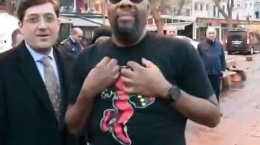 Grammy &Ouml;d&uuml;ll&uuml; Sanat&ccedil;ının Beşiktaş Aşkı